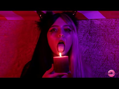 ❤️ Szenvedélyes szopás egy szexi Succubustól, akinek a szájában van a sperma. ❤ Szex at hu.tubesexer-com.ru