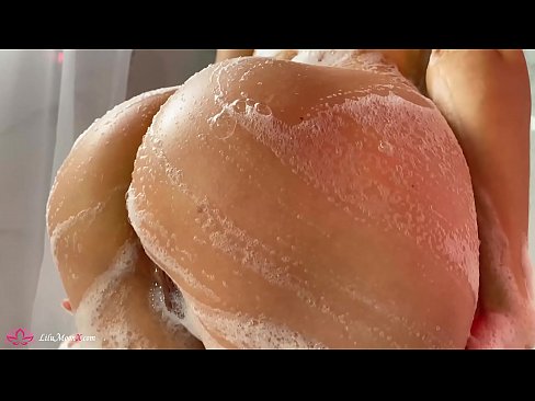 ❤️ Brunette maszturbál punci vibrátorral intenzív orgazmus a zuhanyzóban ❤ Szex at hu.tubesexer-com.ru