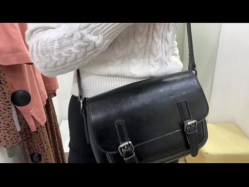 ❤️ Nyilvános maszturbáció a fiatal szuka FeralBerry egy dildóval a próbafülkében ❤ Szex at hu.tubesexer-com.ru
